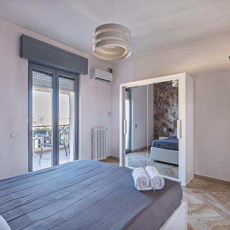 Penthouse Station Luxury Apts Le Dimore Bríndisi Exterior foto
